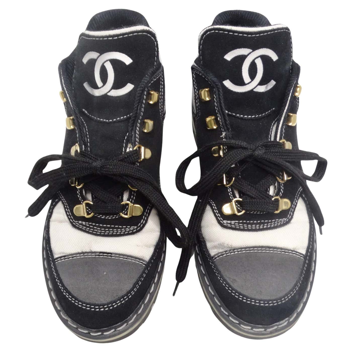 Chanel 1980s CC Lace-Up Black & White Sneakers – Vintage by