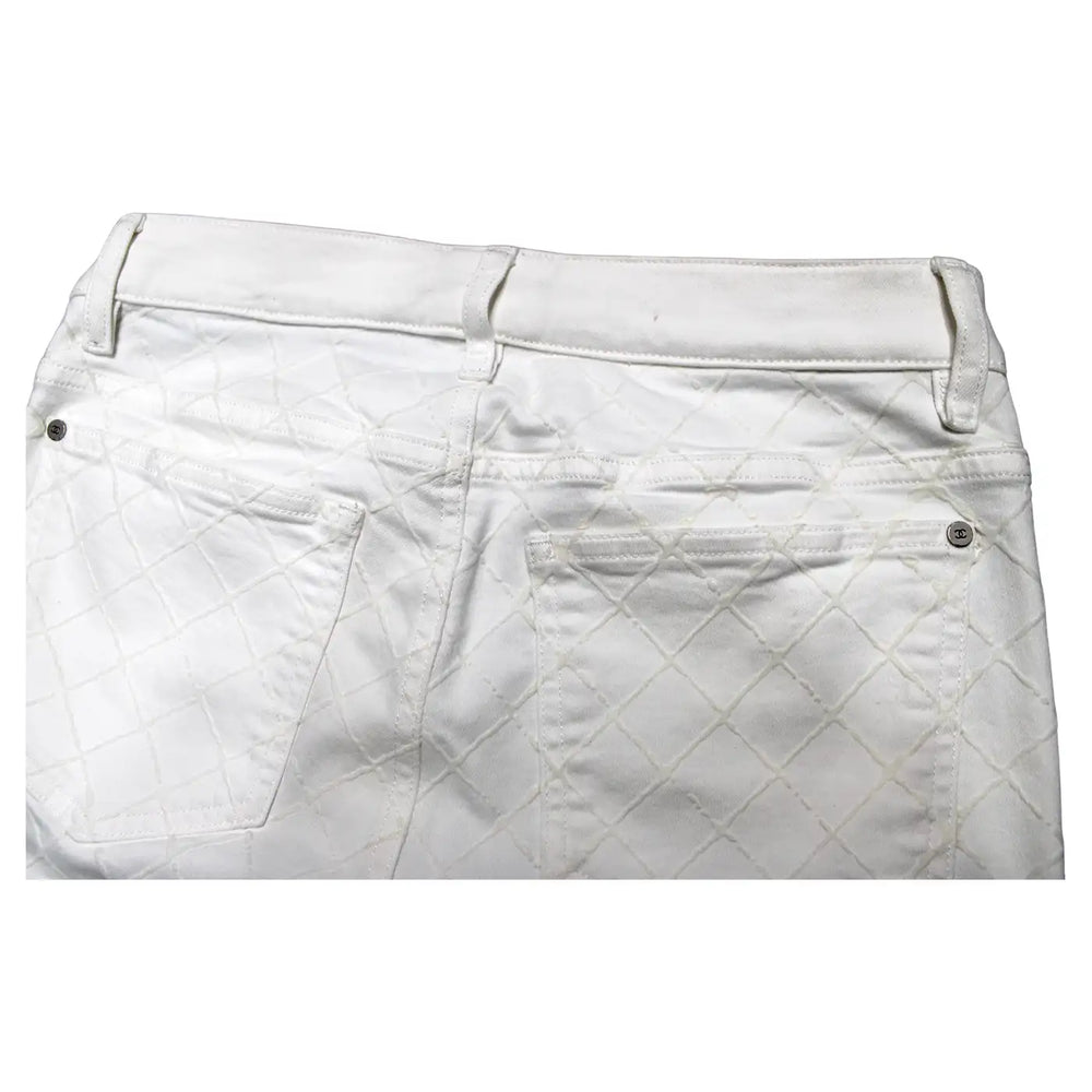 Chanel White Quilted Felt Denim High Rise Skinny Jeans With Zipper Details