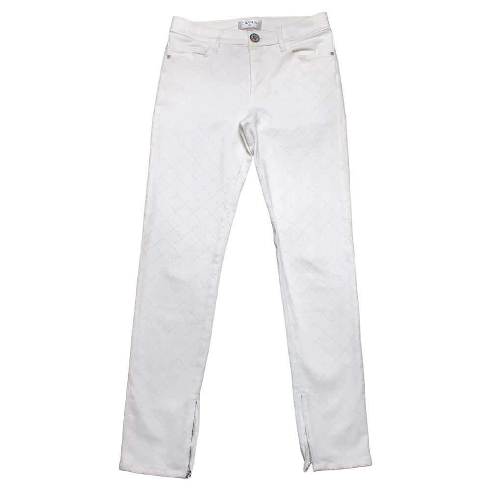 Chanel White Quilted Felt Denim High Rise Skinny Jeans With Zipper Details