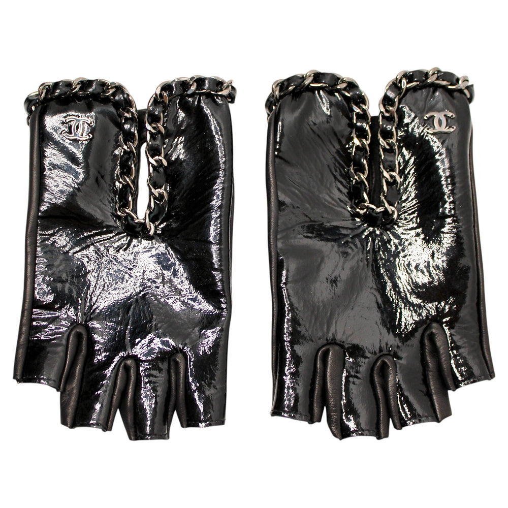 Chanel Black Patent Leather Fingerless Gloves With Silver-Tone Chain-Link Trim