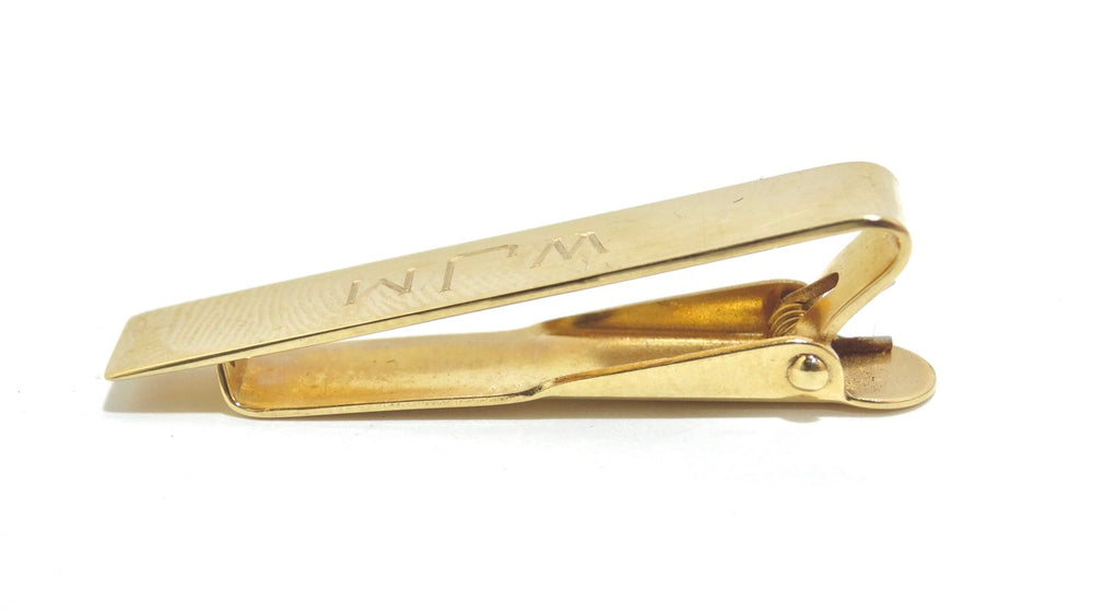 Cartier Retro Fluted Gold Arrowhead Dress Clips