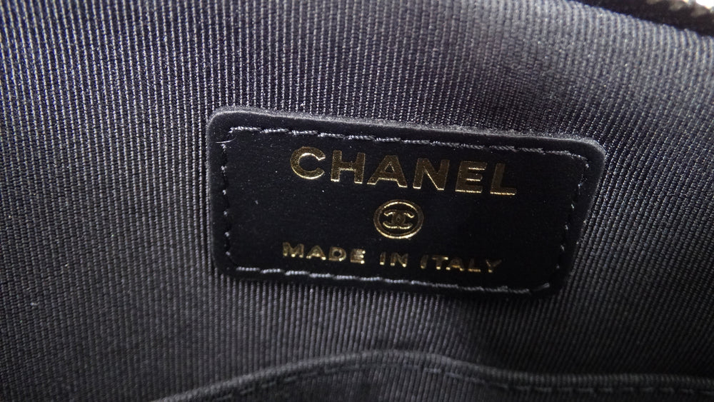 Chanel Silver & Gold Metallic Leather Clutch ○ Labellov ○ Buy