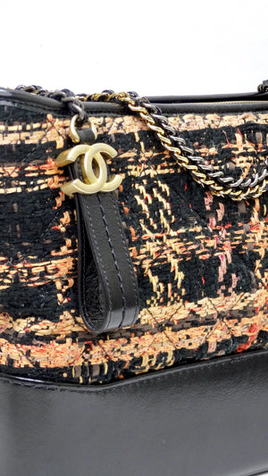 CHANEL Black/Peach Tweed and Leather Medium Gabrielle Hobo Bag