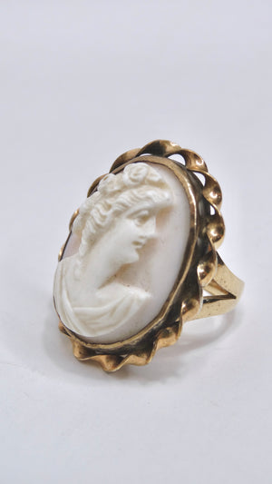 14k Gold 1950's Vintage Cameo Ring