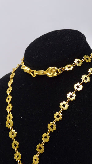 Chanel 1996 Glass Pendant Flower Necklace