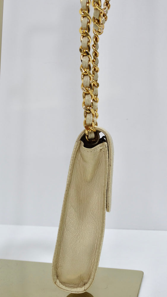 Pouch chain hotsell