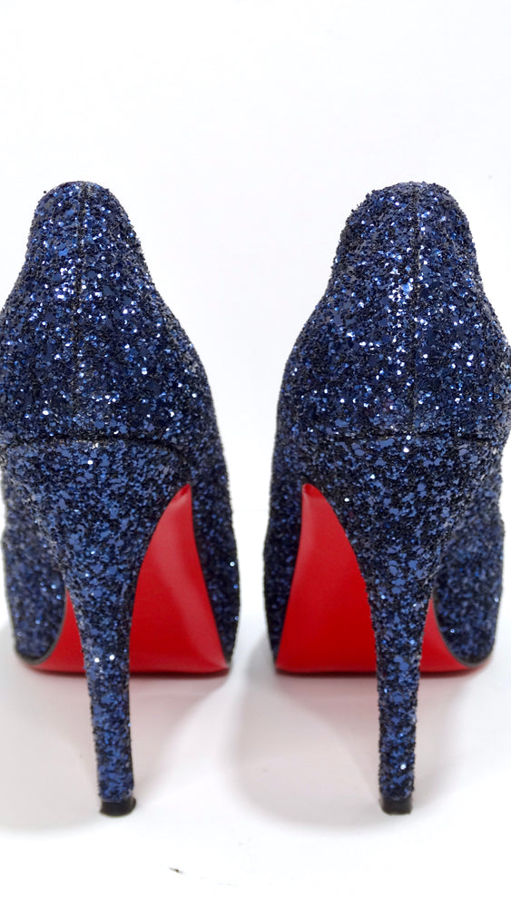 blue red bottoms