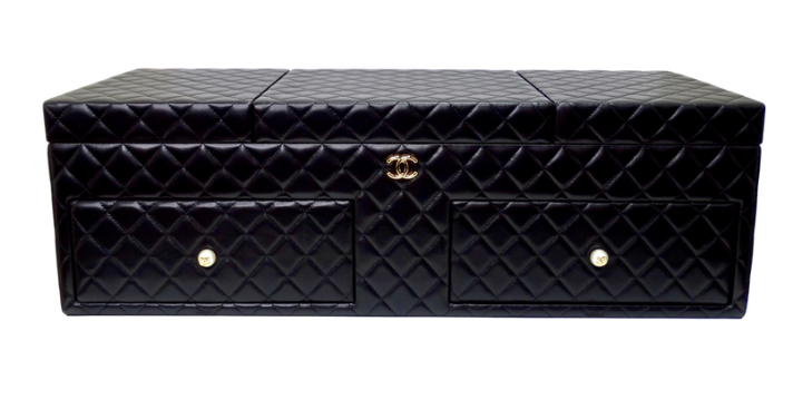 Jewellery box  Grained shiny calfskin  goldtone metal black  Fashion   CHANEL