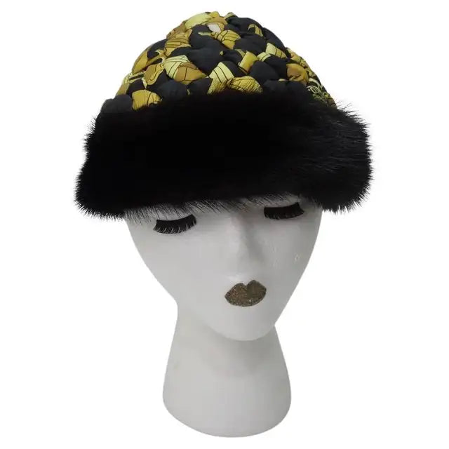 *クラシックな魅力*【Hermes】エレガントハット Hermes Printed Silk Fur Cap – Vintage by Misty